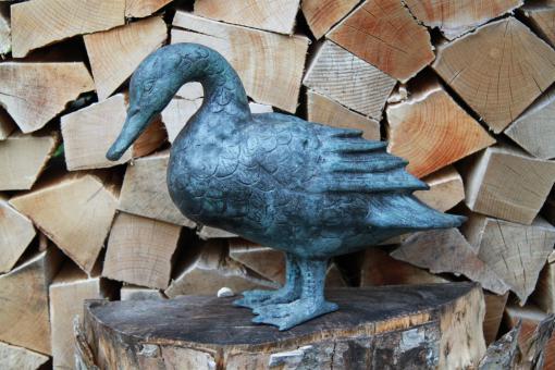 Ente aus Bronze 27x34 cm 