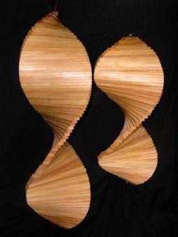 Windspiel Spirale aus Holz 