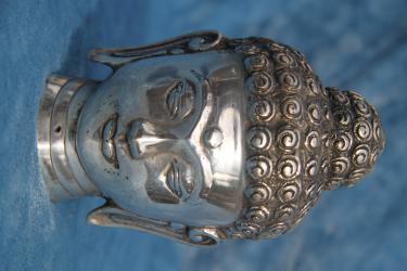 Buddha Kopf aus Silberbronze 12 x 7 cm 
