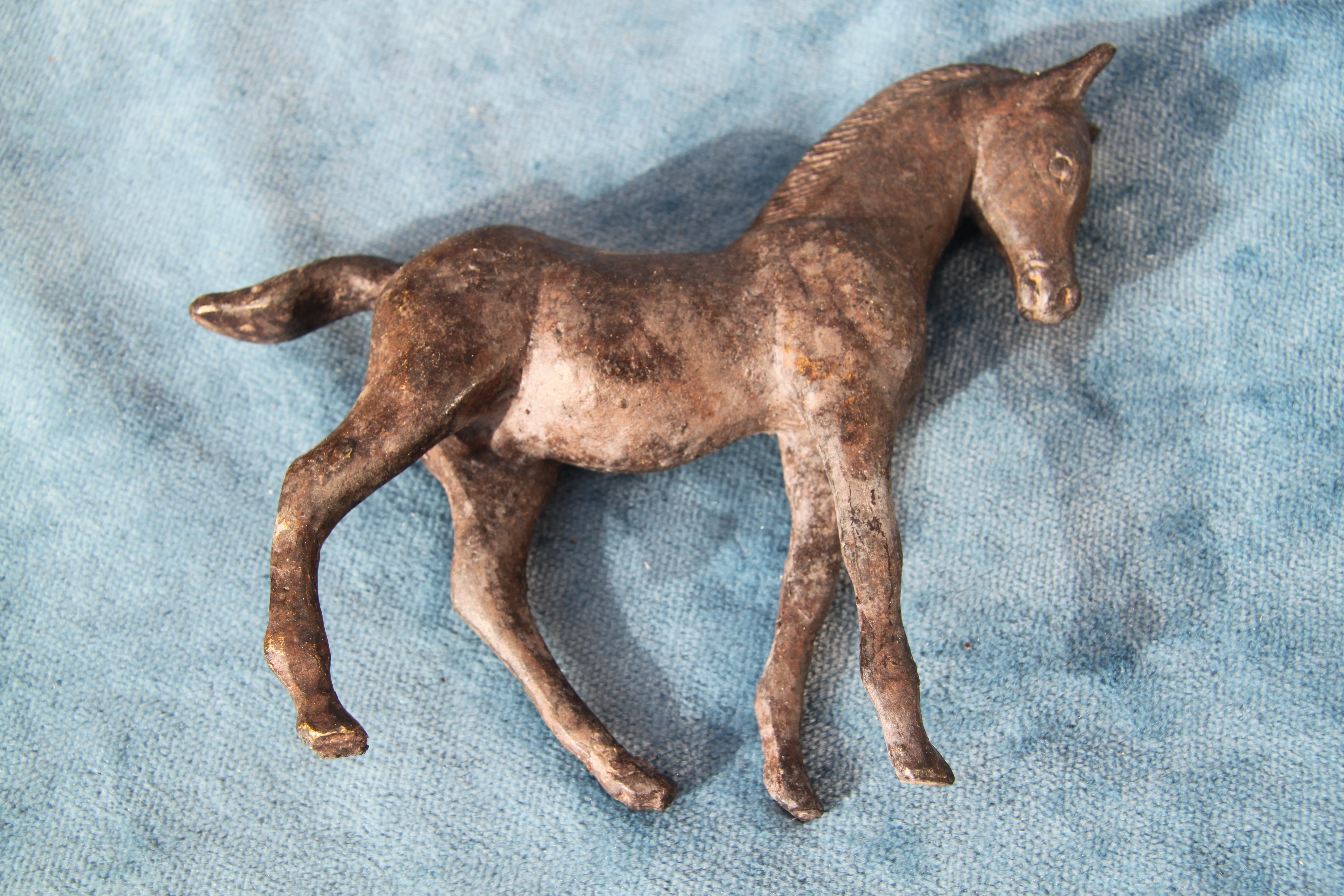 Pferd Pony aus Bronze 17,5 x 15 cm online kaufen